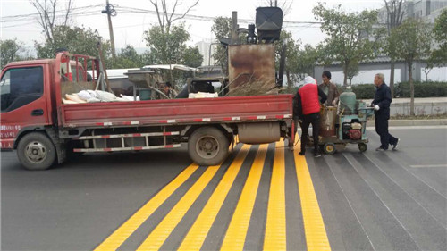 西安標線涂料_道路標線施工_西安標志牌施工|西安駿馳交通設(shè)施有限公司 西安標線涂料_道路標線施工_西安標志牌施工|西安駿馳交通設(shè)施有限公司